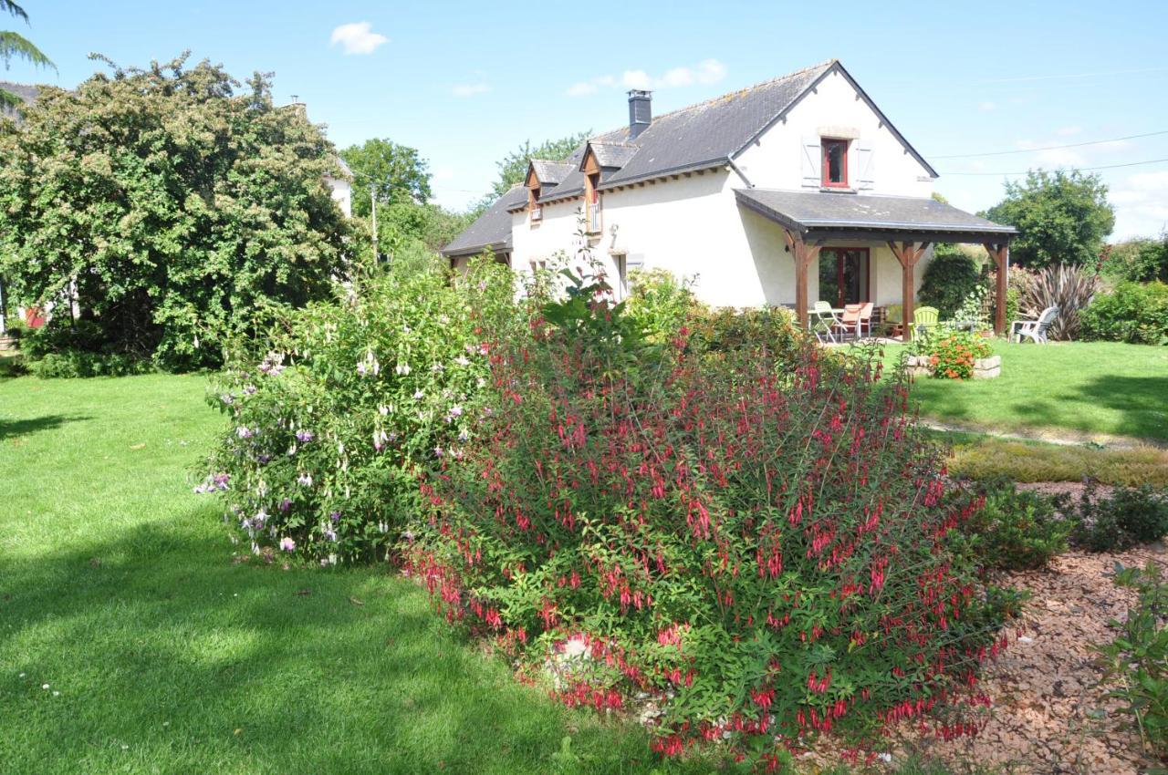 Perrault Gites Loscouet-sur-Meu Exterior foto